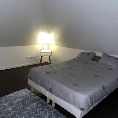 Appartement En Duplex Centre Ville D'Onnaing מראה חיצוני תמונה